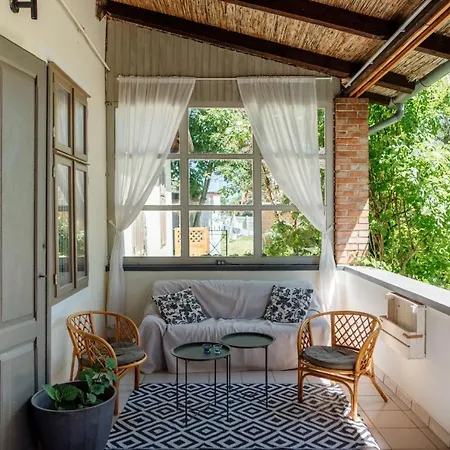 Káli44 Vendégház Révfülöp